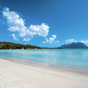 https://appartamento-mare-olbia-murta-maria.in-sardinia.net